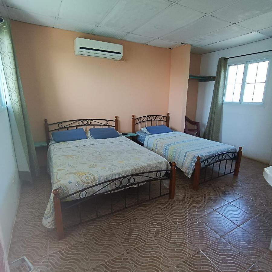 Rancho Juancho Hotel Portobelo Exterior photo